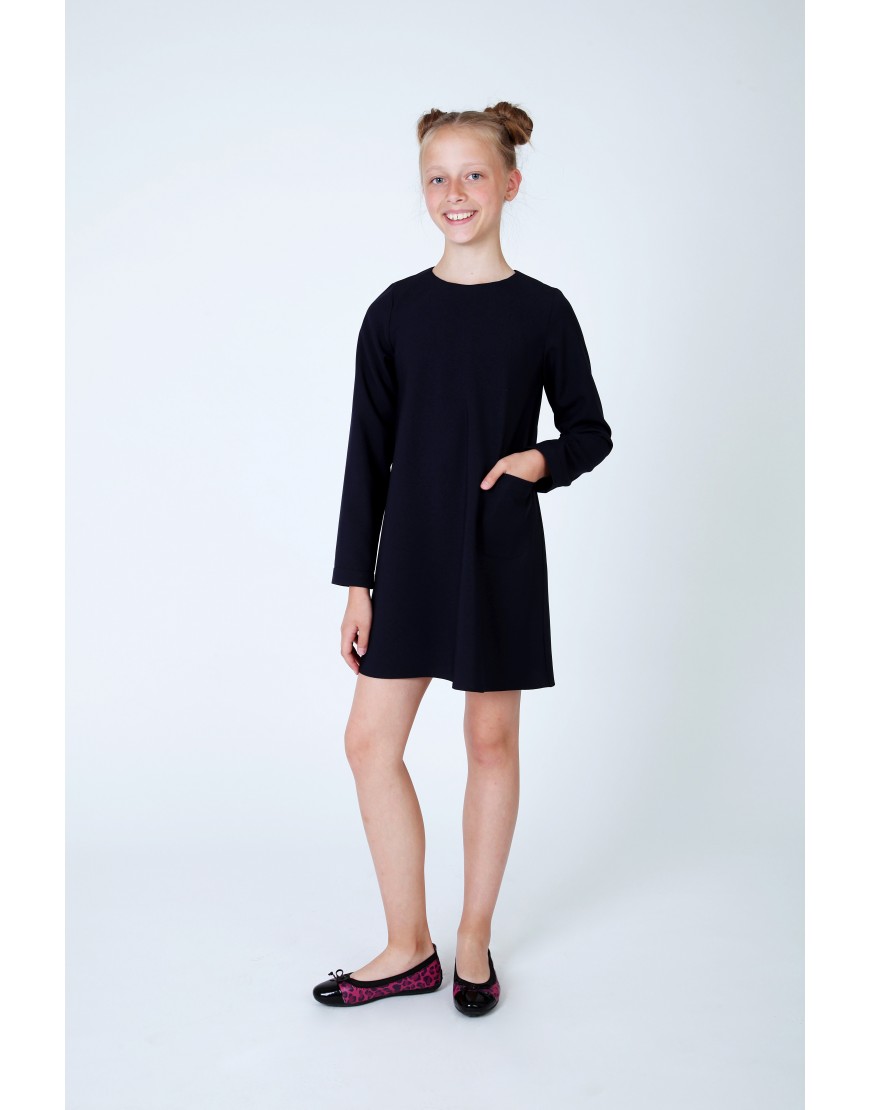 Kleita ar garām piedurknēm ar logo